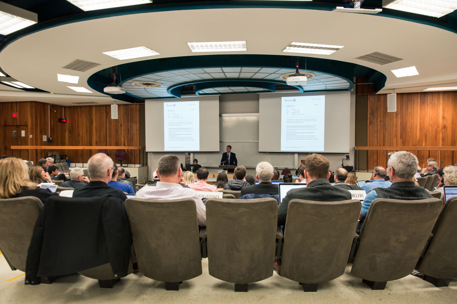 Senate Meeting (November 16)